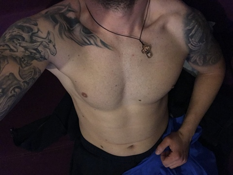 alexxtattoo onlyfans leaked picture 2