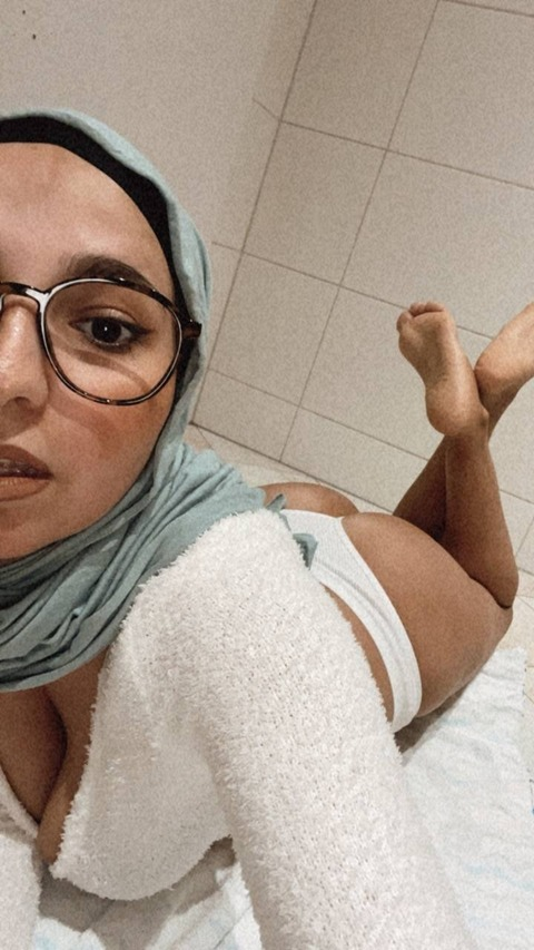 amira.assia onlyfans leaked picture 2