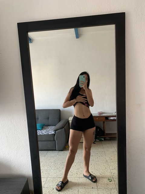 andreap23b onlyfans leaked picture 2