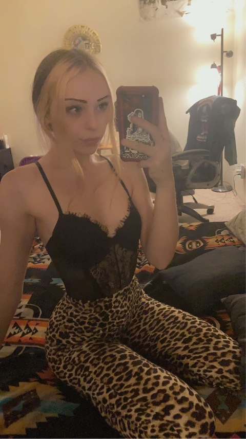 anniiscute onlyfans leaked picture 2