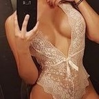 View Ariana (arianagold22) OnlyFans 49 Photos and 32 Videos leaked 

 profile picture