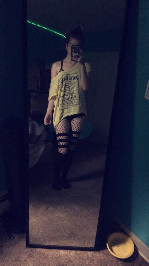 ashsadventures onlyfans leaked picture 2