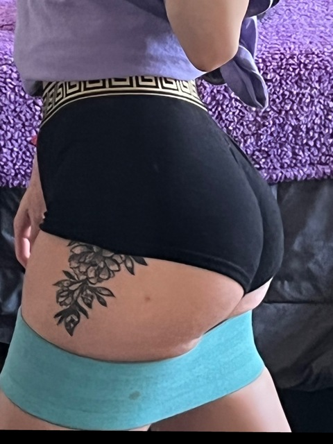 babygirlbriana onlyfans leaked picture 2