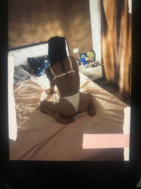 babymoni4 onlyfans leaked picture 2