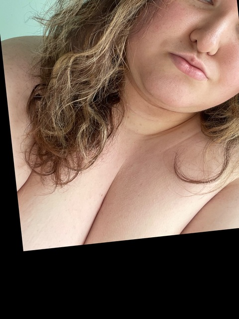 bbwbrunette22 onlyfans leaked picture 2