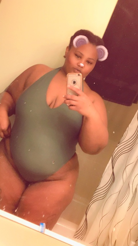 bbwcamrycaramel onlyfans leaked picture 2