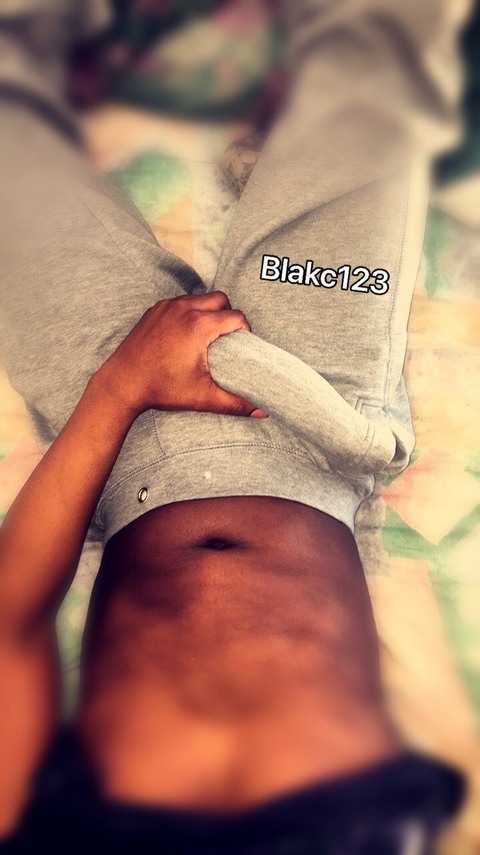 blakc123 onlyfans leaked picture 2