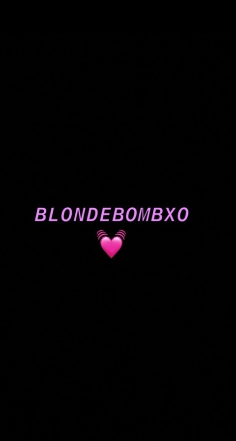 blondbombxo onlyfans leaked picture 2