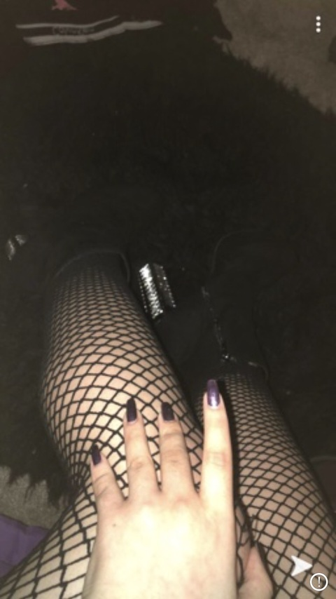 bratbaby710 onlyfans leaked picture 2