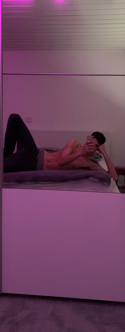 c3king onlyfans leaked picture 2