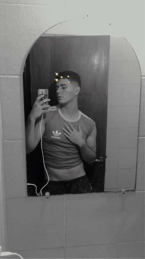 cam_vilarino onlyfans leaked picture 2