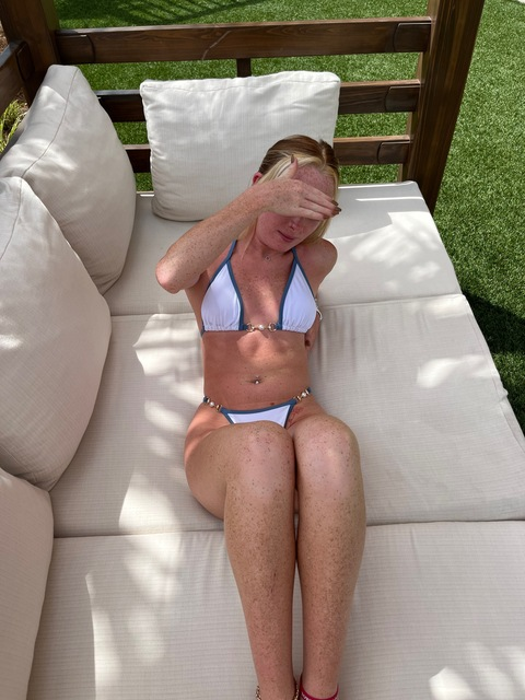 carleewilson onlyfans leaked picture 2