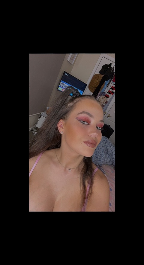 charlottewebx onlyfans leaked picture 2