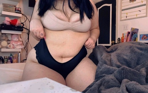 chubbybunnyz onlyfans leaked picture 2