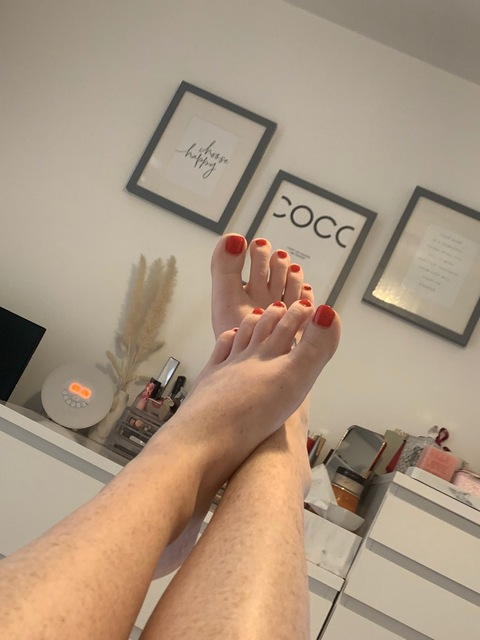 cococroft86 onlyfans leaked picture 2