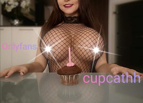 cup.cat.hh onlyfans leaked picture 2