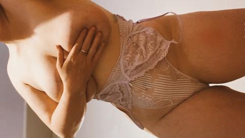 curvycassiee onlyfans leaked picture 2