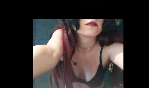 darkcherry90 onlyfans leaked picture 2