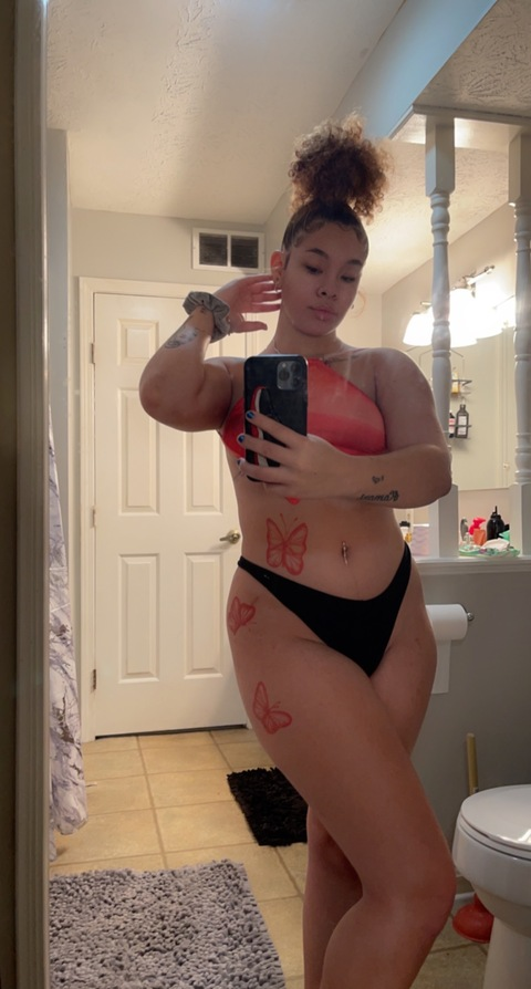 diamond.desirae onlyfans leaked picture 2