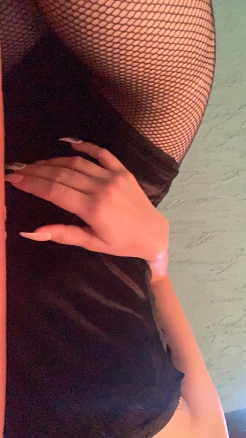 diana_karlette onlyfans leaked picture 2