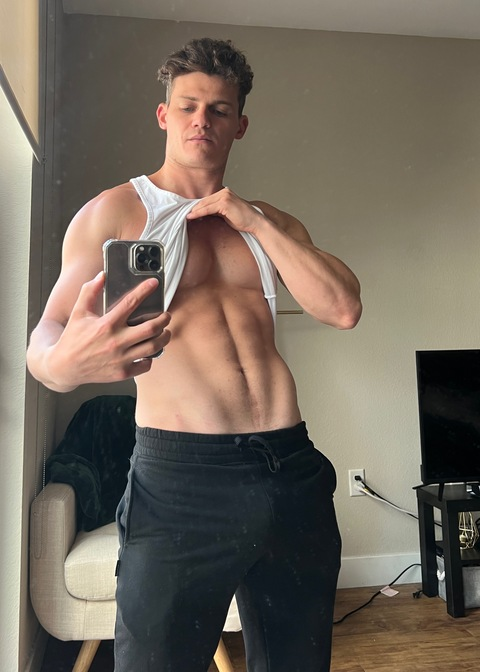 elfluvr onlyfans leaked picture 2