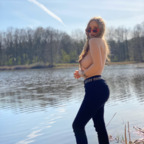 View emilia (emiliaaverie) OnlyFans 49 Photos and 32 Videos gallery 

 profile picture