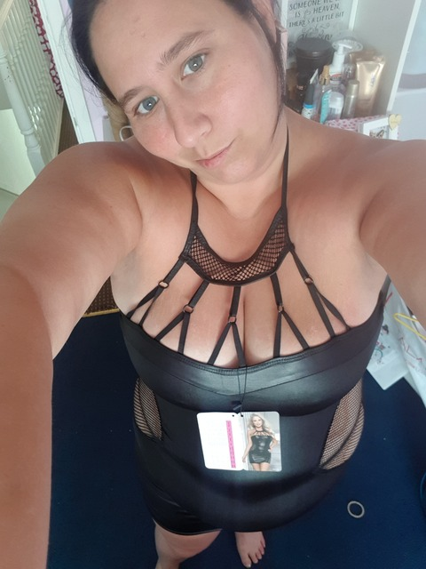 englishgirlinwales onlyfans leaked picture 2