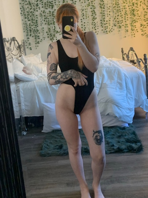 gh0stbitch onlyfans leaked picture 2