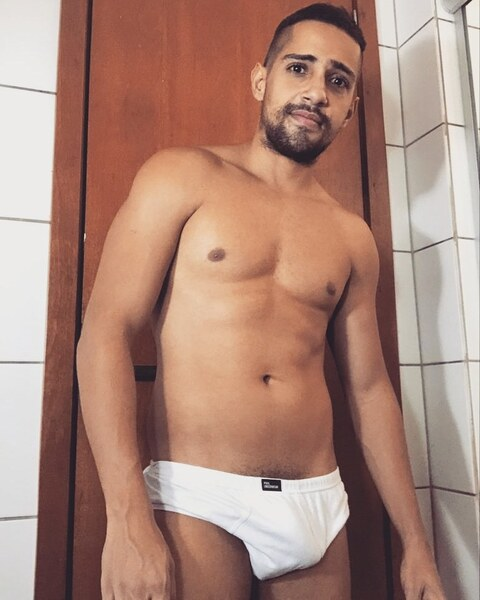 goianorafa onlyfans leaked picture 2