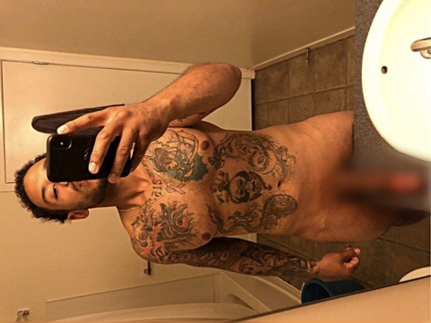 greysweatspapi onlyfans leaked picture 2