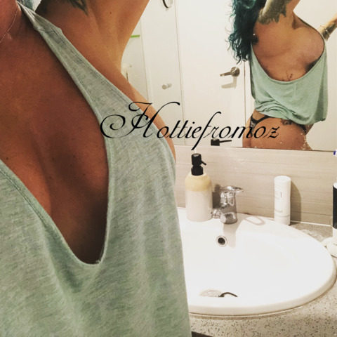 hottiefromozfree onlyfans leaked picture 2