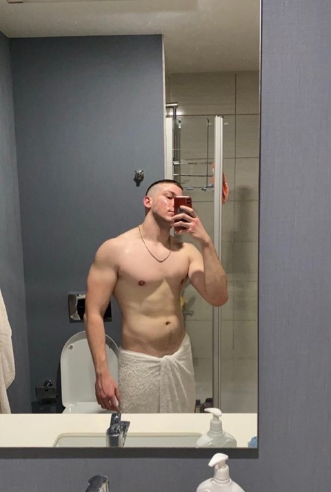 idkmaybw onlyfans leaked picture 2