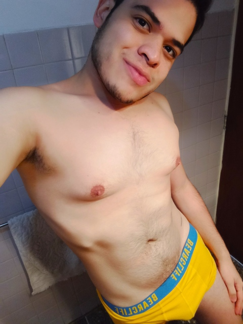 itzanfree onlyfans leaked picture 2