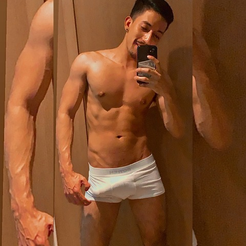 jessromeror onlyfans leaked picture 2