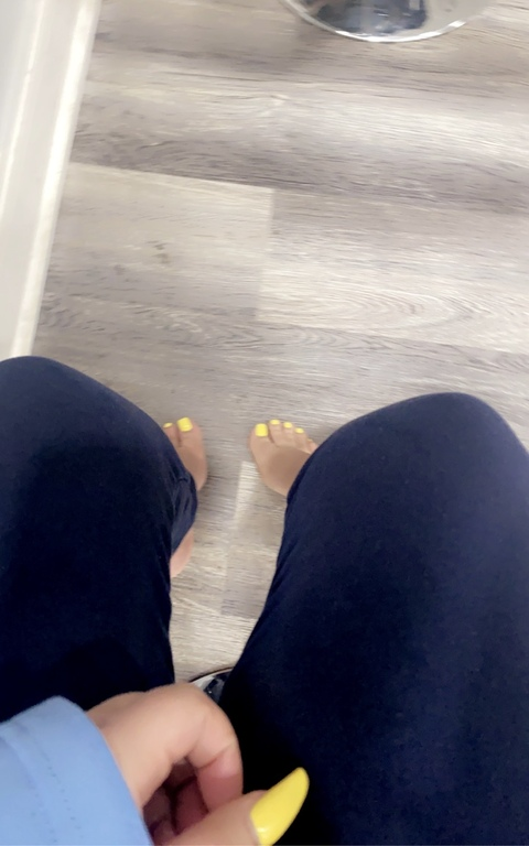 jigglywigglegiggles onlyfans leaked picture 2