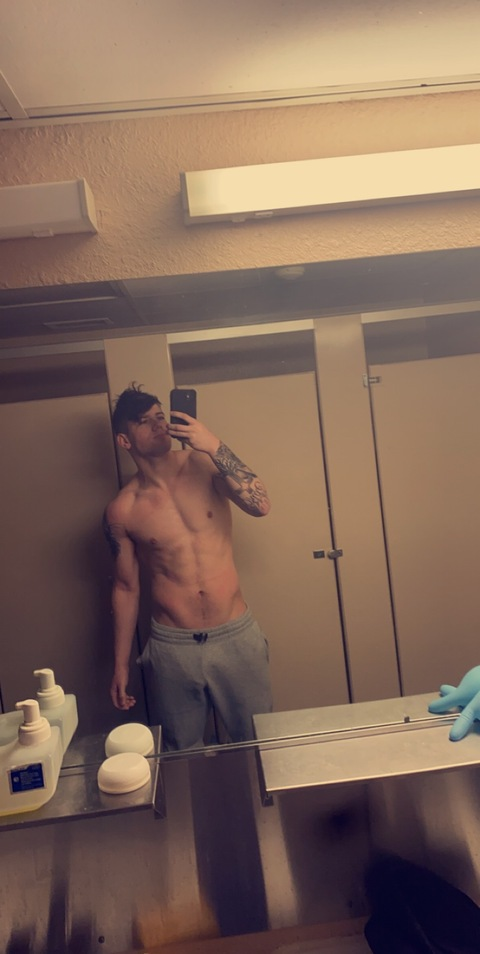 joshua_drw onlyfans leaked picture 2