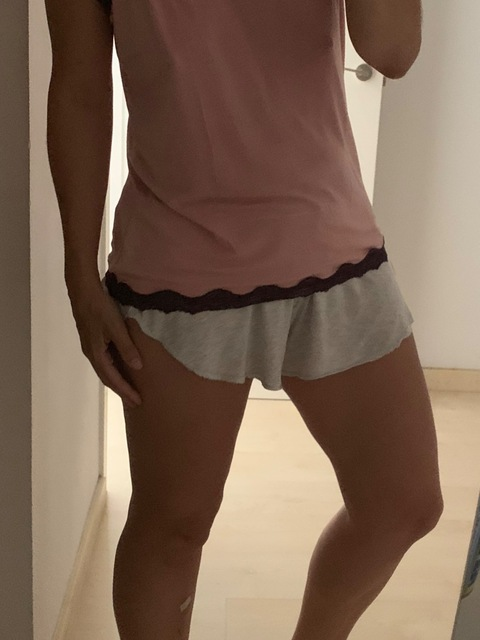 katefeethands onlyfans leaked picture 2