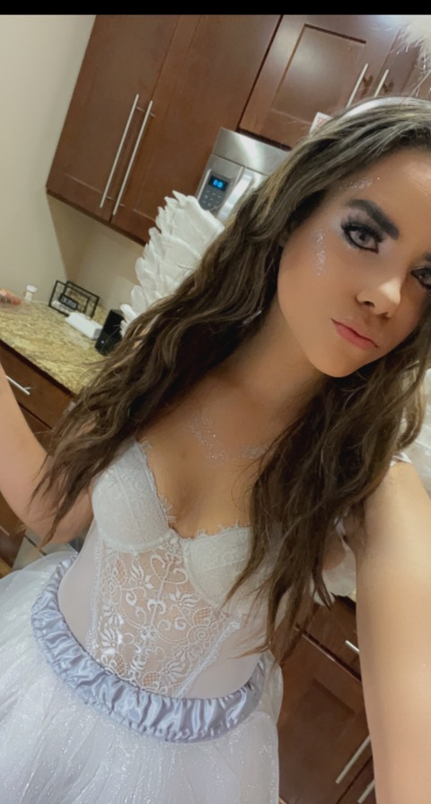 kiki3322 onlyfans leaked picture 2