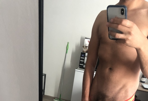 kinkyalex97 onlyfans leaked picture 2