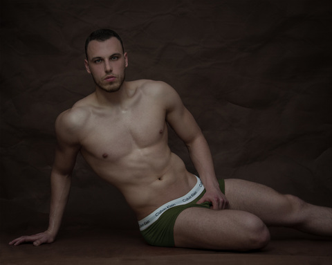 leodinardo onlyfans leaked picture 2