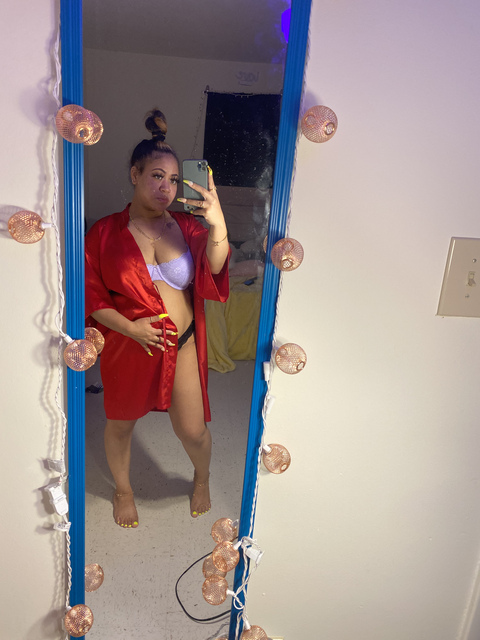 lilredmomma onlyfans leaked picture 2