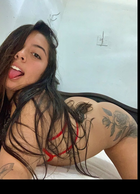 littlelau onlyfans leaked picture 2