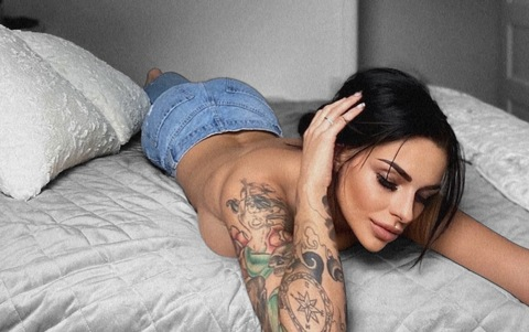 maunikacsamson onlyfans leaked picture 2