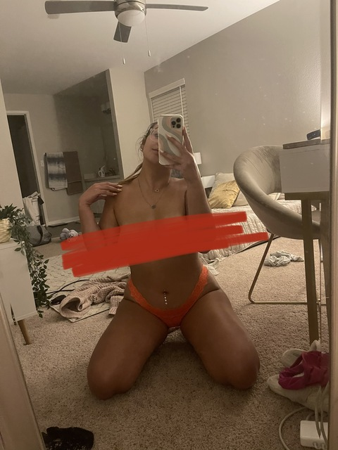 mikkimousie onlyfans leaked picture 2