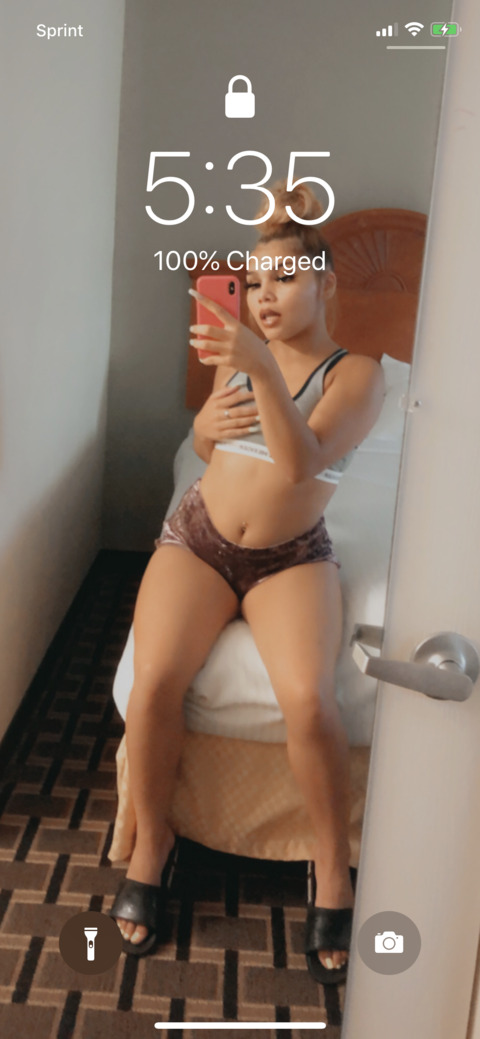 moneyylenna onlyfans leaked picture 2