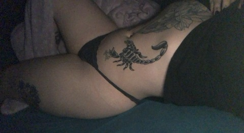 only_she_knows onlyfans leaked picture 2