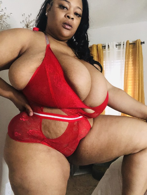 onlygoddessdior onlyfans leaked picture 2