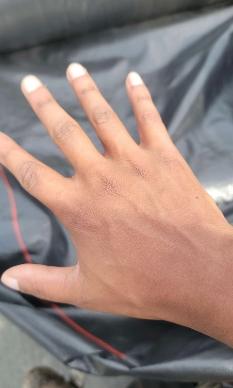 onlyhands96 onlyfans leaked picture 2