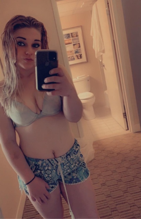 playfulmel onlyfans leaked picture 2