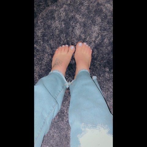 pretty_feet_4_your_sole onlyfans leaked picture 2